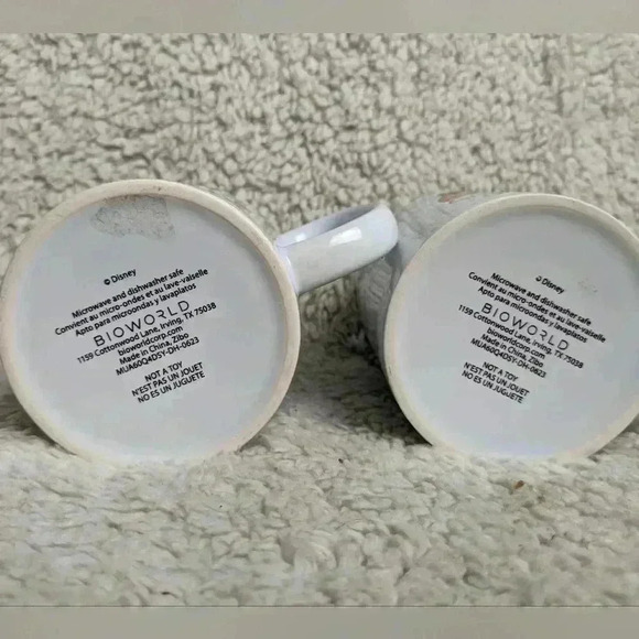 FREE WITH BUNDLE 2 MICKEY MOUSE DISNEY Mugs Vintage - Picture 7 of 9